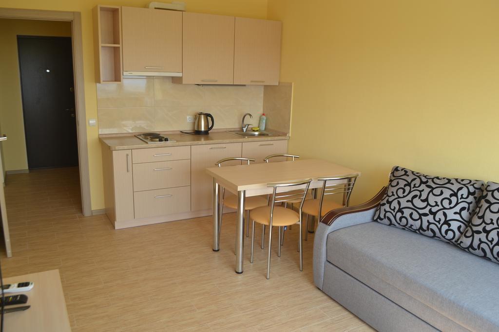 Hotel Promenad Zatoka Kültér fotó