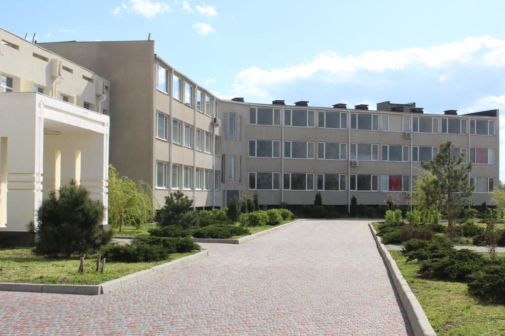 Hotel Promenad Zatoka Kültér fotó