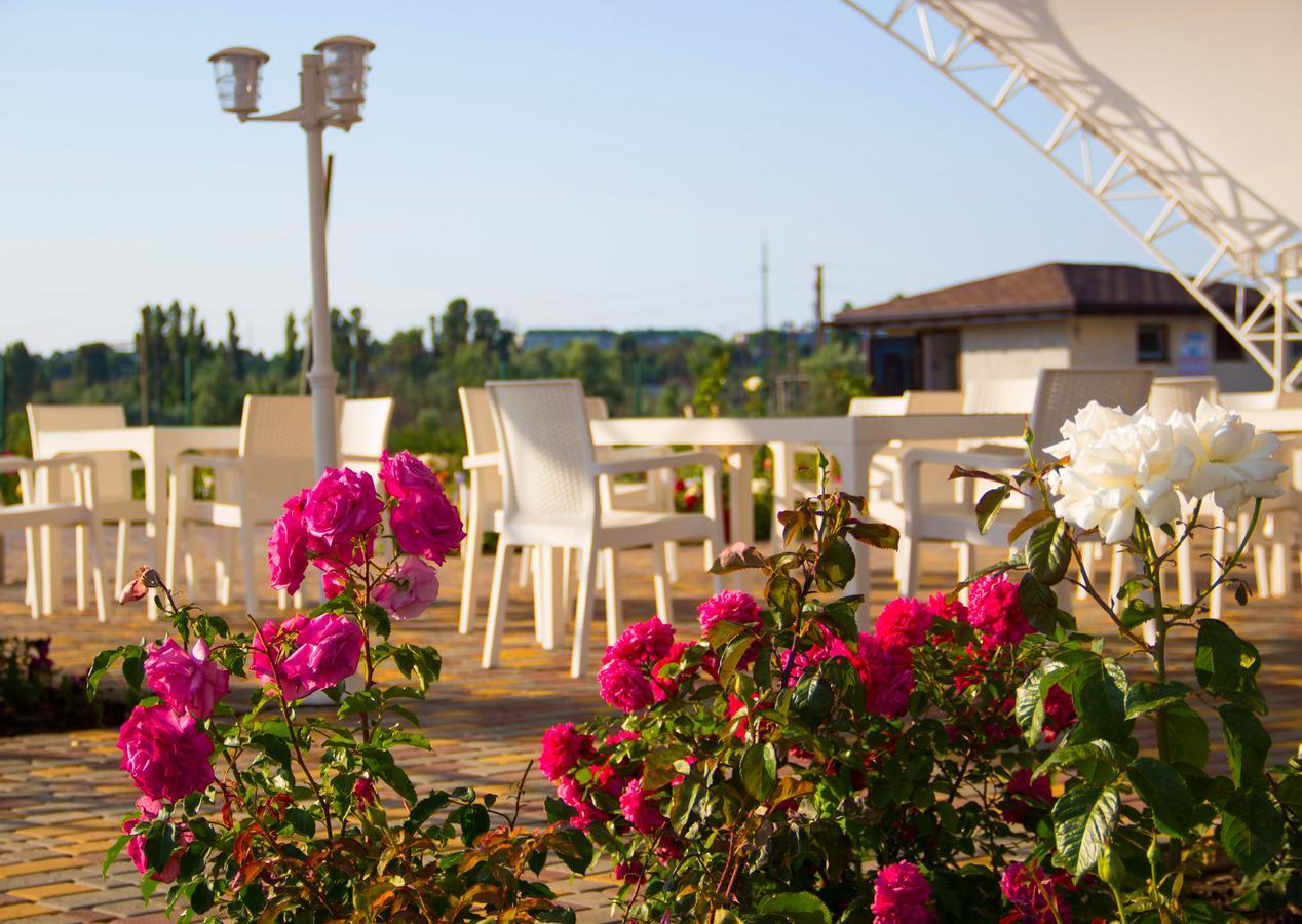 Hotel Promenad Zatoka Kültér fotó